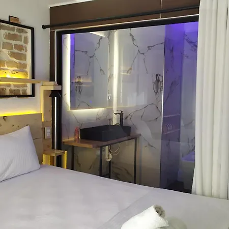 Downtown Evoo Тирана