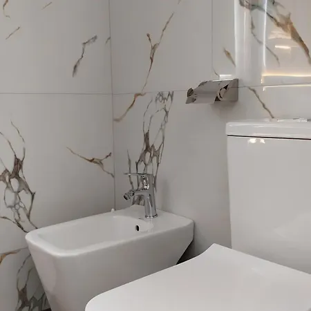 Downtown Evoo * Тирана