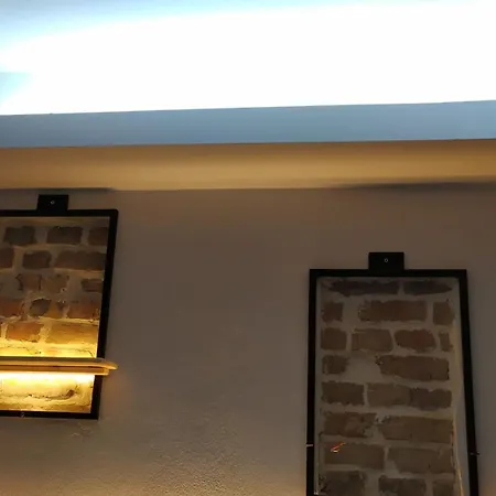 Apartment Downtown Evoo Tirana