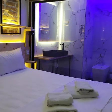 Downtown Evoo Apartment