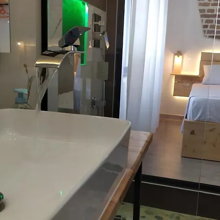 Apartment Downtown Evoo Tirana