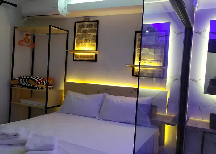 Downtown Evoo アパート ティラナ