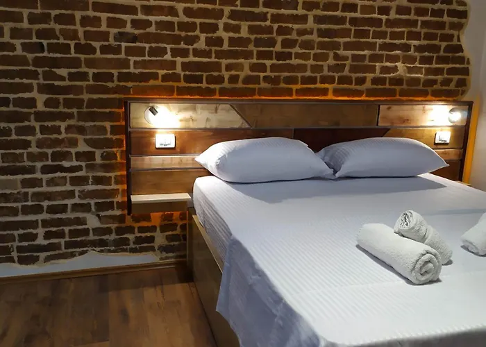 Downtown Evoo ティラナ