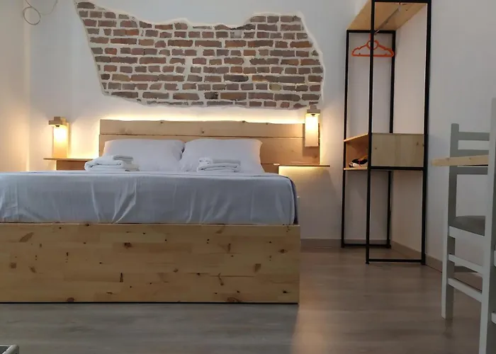 アパート Downtown Evoo ティラナ